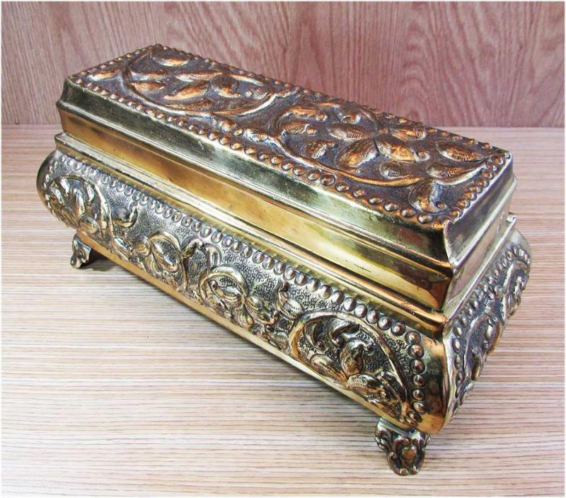 Մհերին տուփը